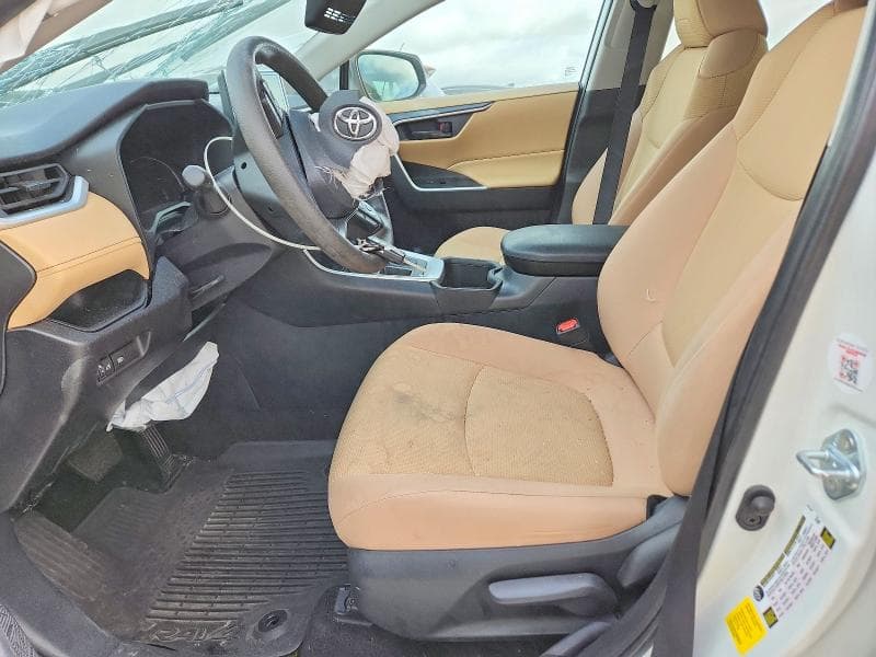 2024 TOYOTA RAV4 LE 7