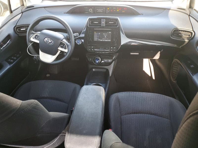 2017 TOYOTA PRIUS TWO 8