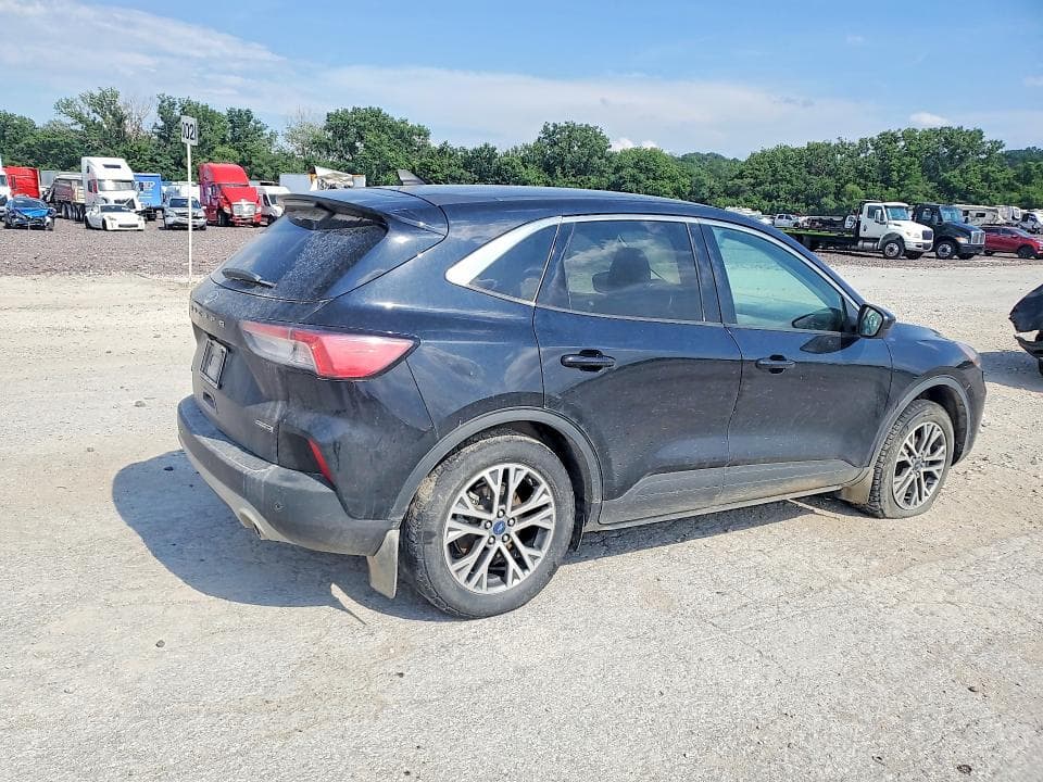 2022 FORD ESCAPE SEL 3