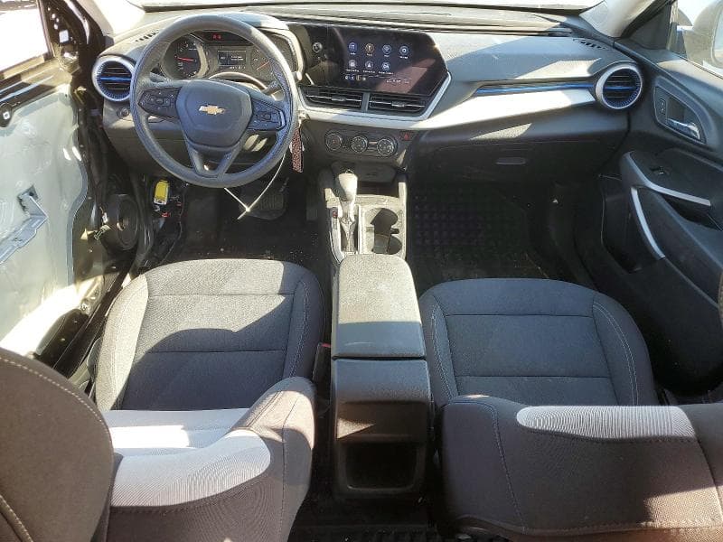 2024 CHEVROLET TRAX LS 8