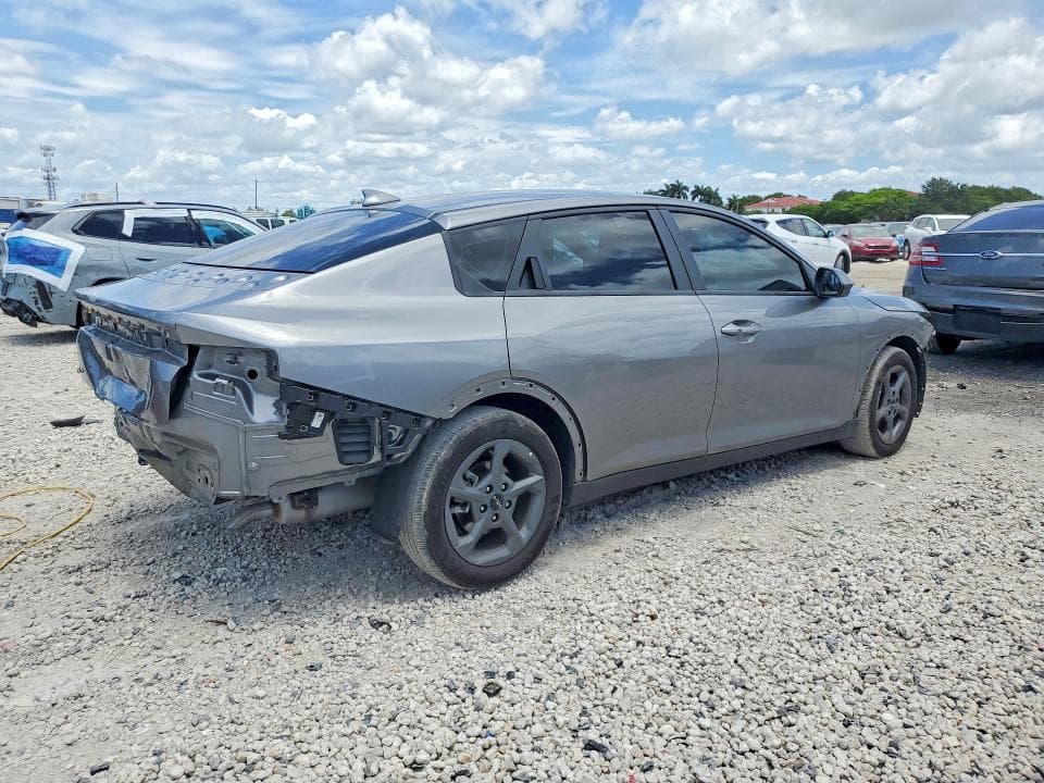 2025 KIA K4 LXS 3