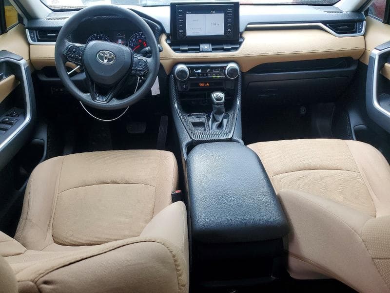 2019 TOYOTA RAV4 LE 8