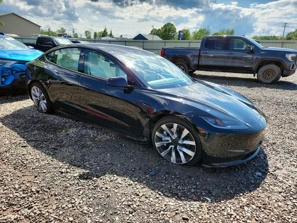 2025 TESLA MODEL 3 4
