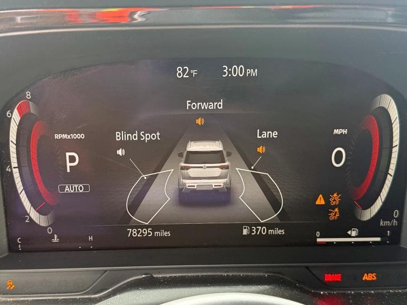 2022 NISSAN PATHFINDER PLATINUM 9