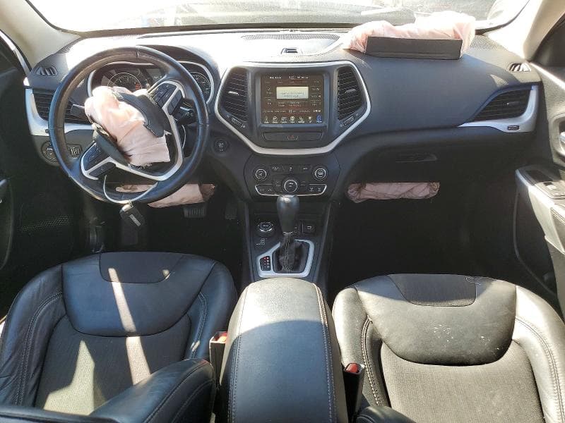 2018 JEEP CHEROKEE LATITUDE PLUS 8