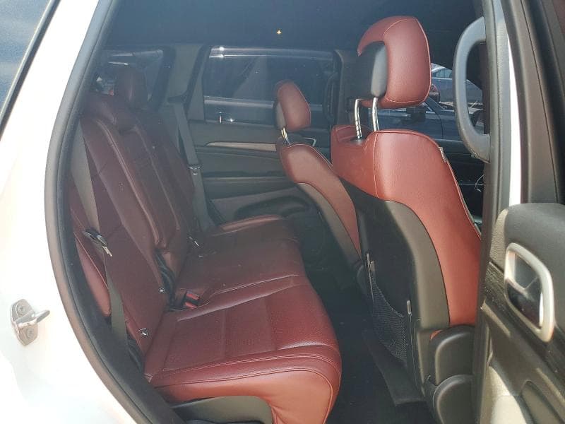 2021 JEEP GRAND CHEROKEE LAREDO 11