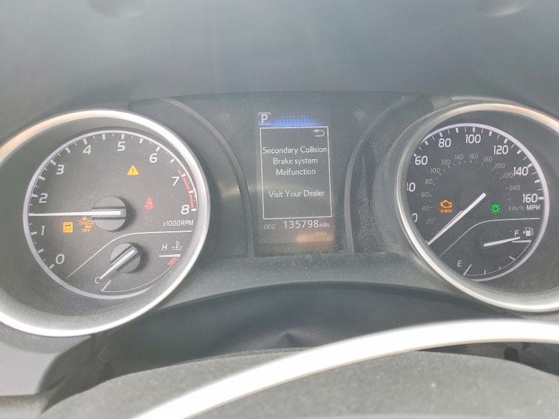 2021 TOYOTA CAMRY LE 9
