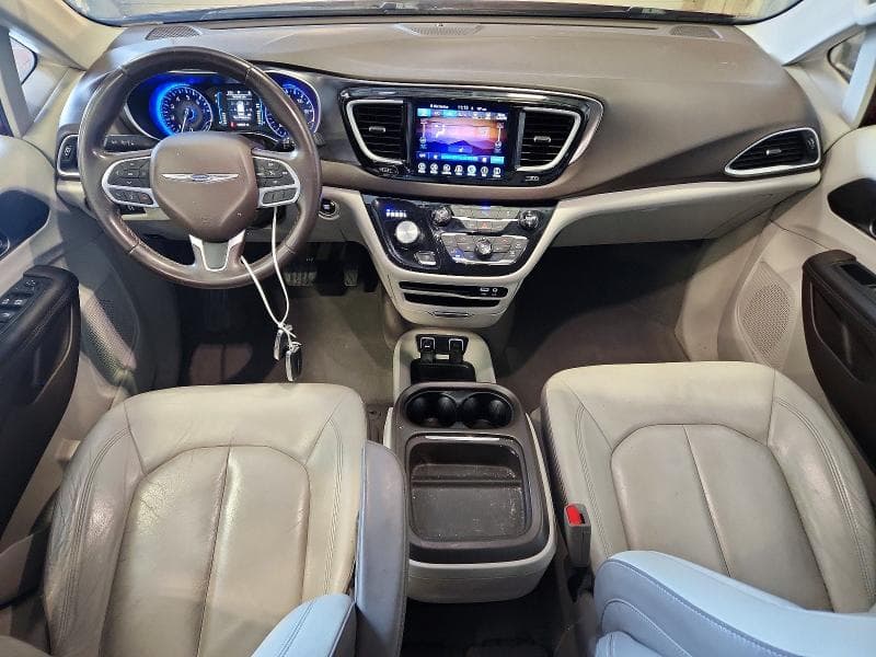 2017 CHRYSLER PACIFICA TOURING L 8
