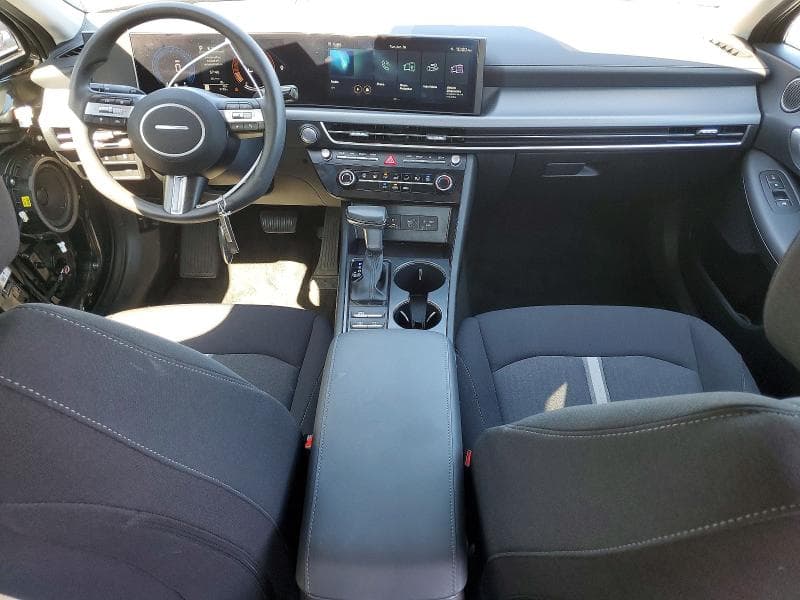 2025 HYUNDAI SONATA SE 8