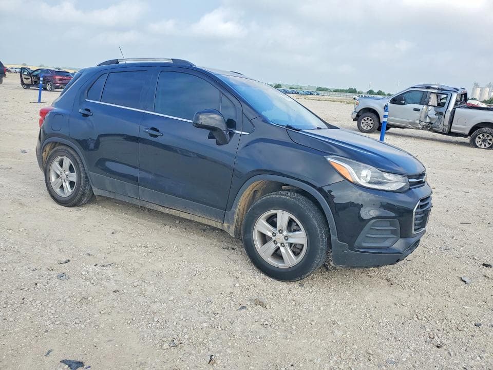 2020 CHEVROLET TRAX 1LT 4