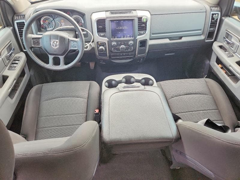 2020 RAM 1500 CLASSIC WARLOCK 8