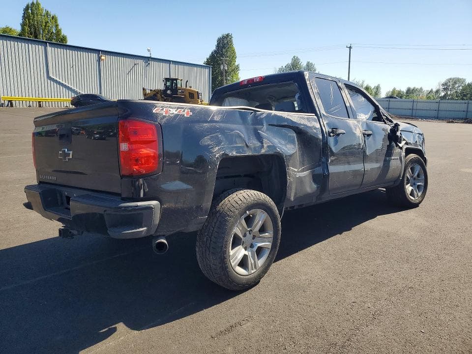 2017 CHEVROLET SILVERADO K1500 CUSTOM 3