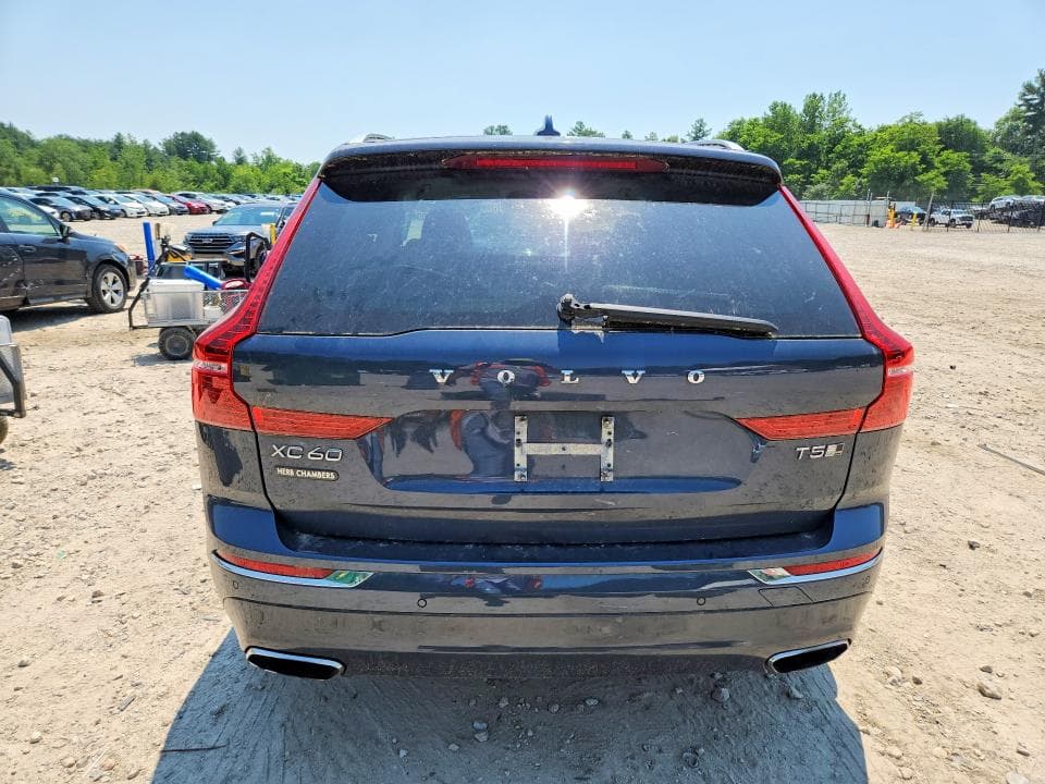 2020 VOLVO XC60 T5 INSCRIPTION 6