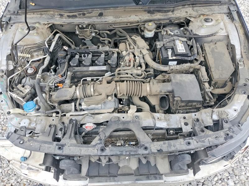 2018 HONDA ACCORD LX 11