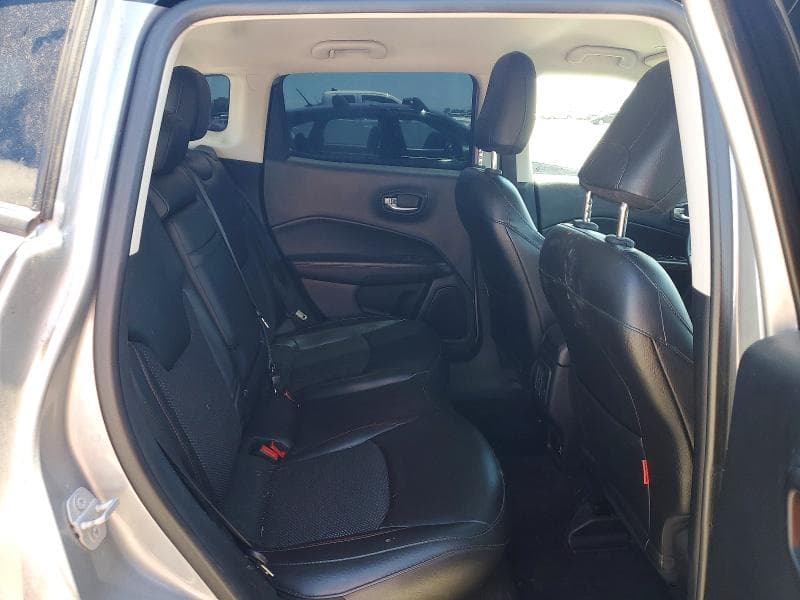 2019 JEEP COMPASS TRAILHAWK 10