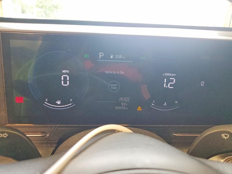2024 HYUNDAI KONA SE 9