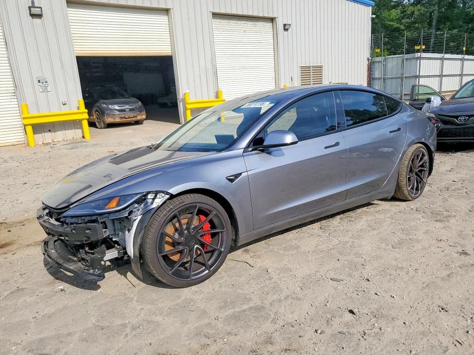 2025 TESLA MODEL 3