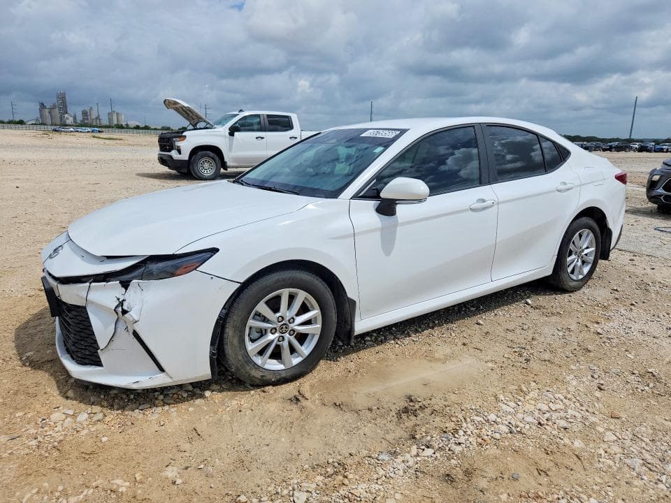 2025 TOYOTA CAMRY LE