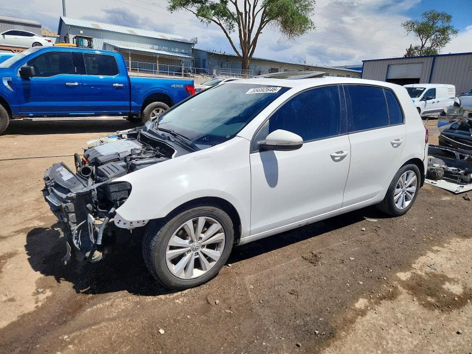 2013 VOLKSWAGEN GOLF