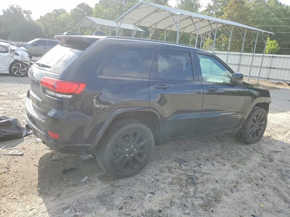 2019 JEEP GRAND CHEROKEE LAREDO 3
