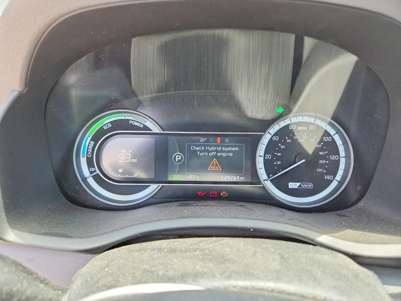 2017 KIA NIRO LX 9