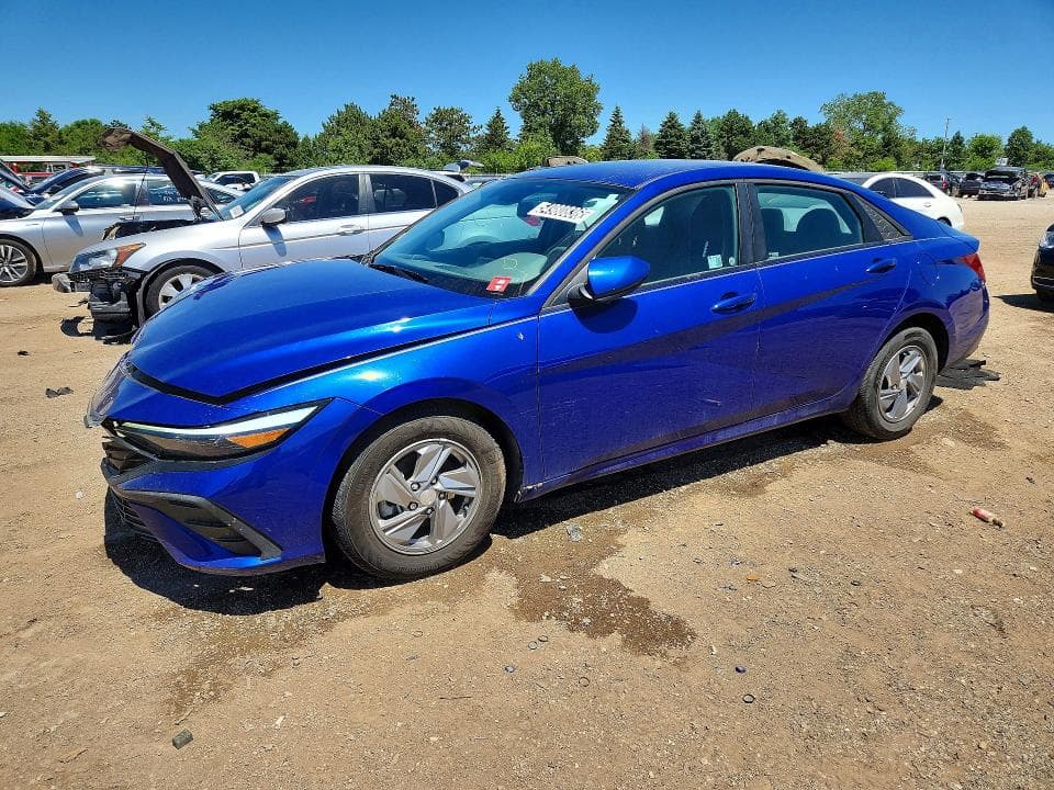 2024 HYUNDAI ELANTRA