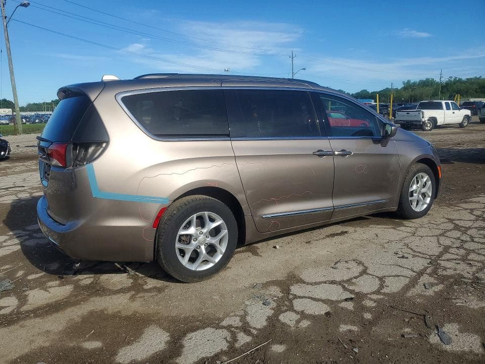 2017 CHRYSLER PACIFICA TOURING L 3