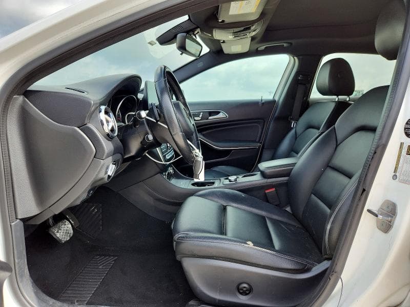 2020 MERCEDES-BENZ GLA 250 7