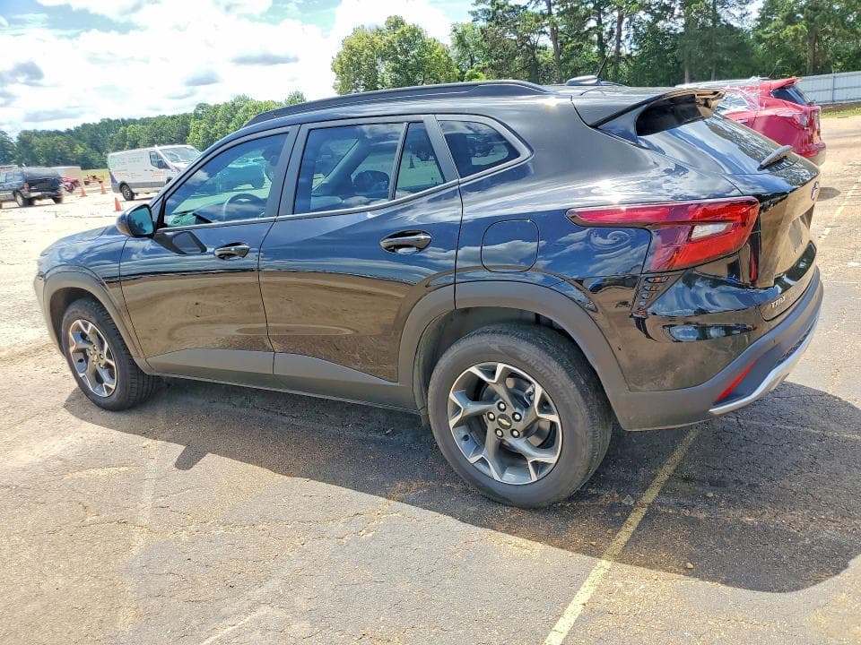 2024 CHEVROLET TRAX 1LT 2