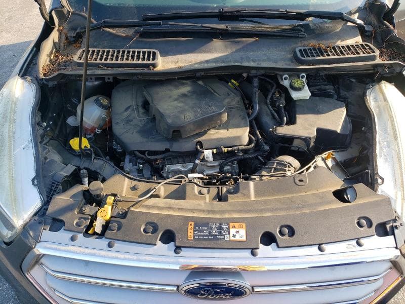 2017 FORD ESCAPE SE 12