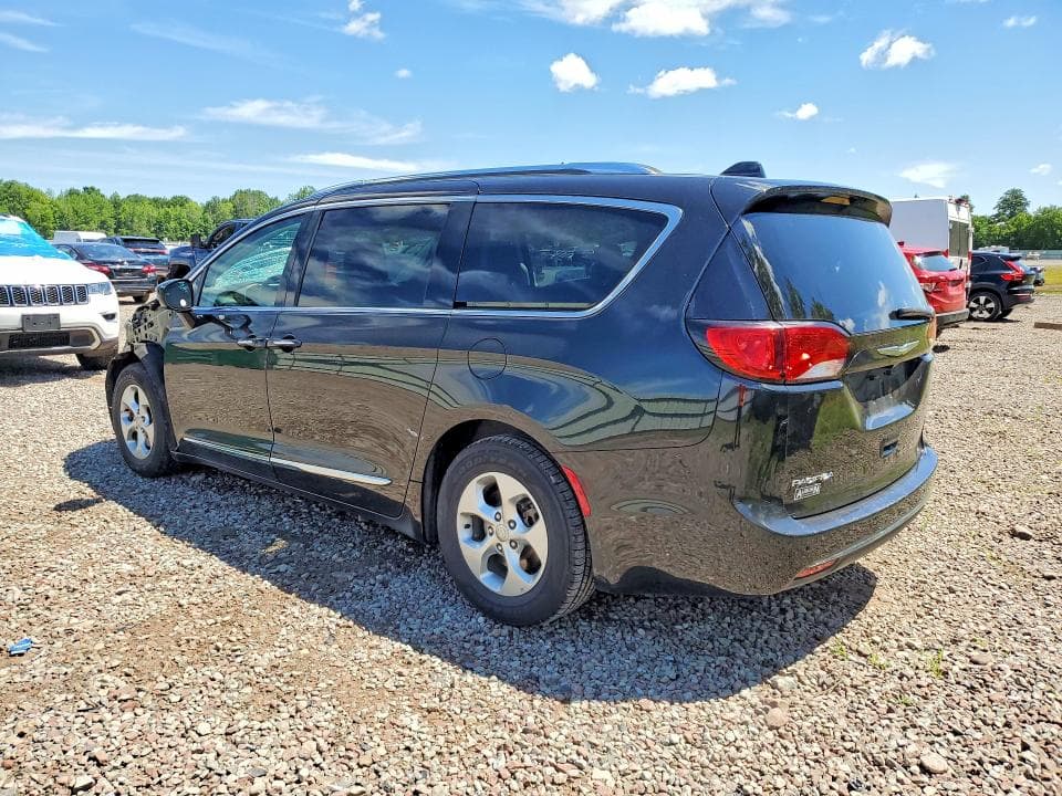 2017 CHRYSLER PACIFICA TOURING L PLUS 2