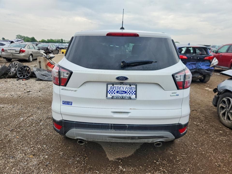 2017 FORD ESCAPE SE 6