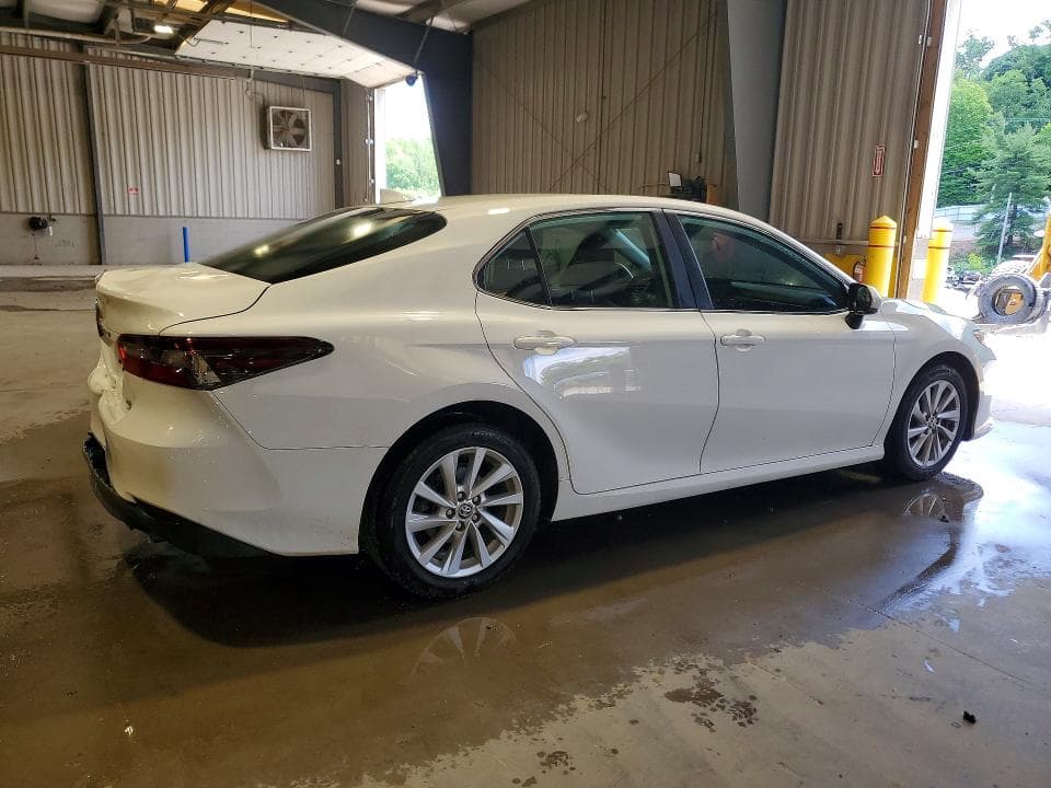 2023 TOYOTA CAMRY LE 3
