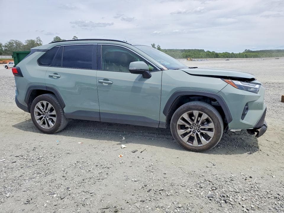 2022 TOYOTA RAV4 XLE PREMIUM 4