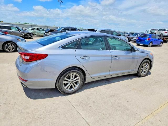 2017 HYUNDAI SONATA SE 3