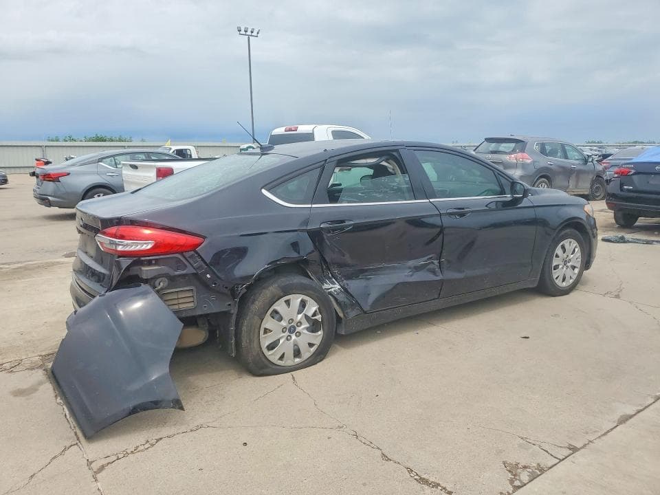 2019 FORD FUSION S 3