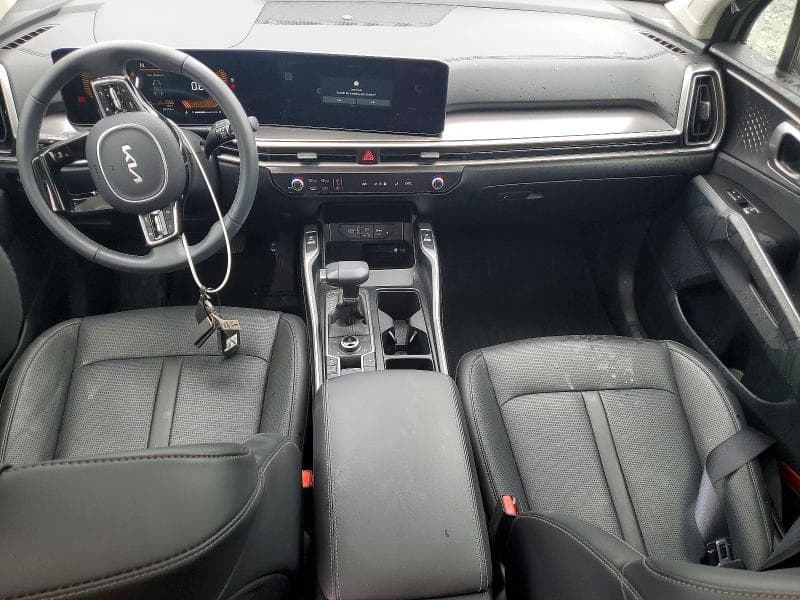 2024 KIA SORENTO S 8