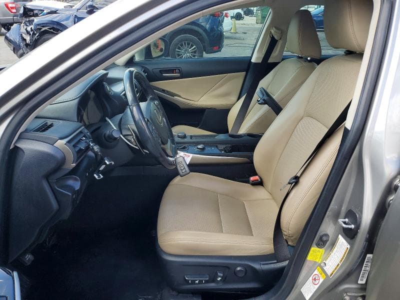 2018 LEXUS IS 300 300 7