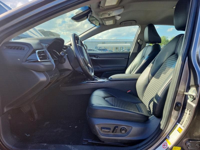 2018 TOYOTA CAMRY SE 7