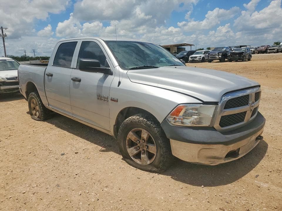 2018 RAM 1500 ST 4