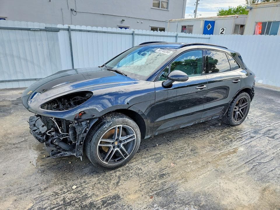 2020 PORSCHE MACAN - 1