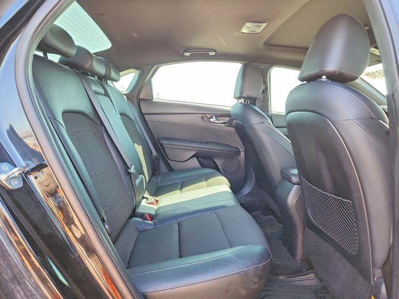 2024 KIA FORTE GT LINE 10