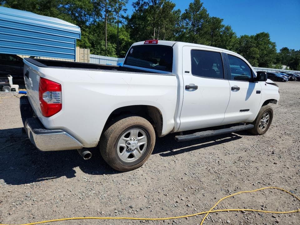 2018 TOYOTA TUNDRA CREWMAX SR5 3
