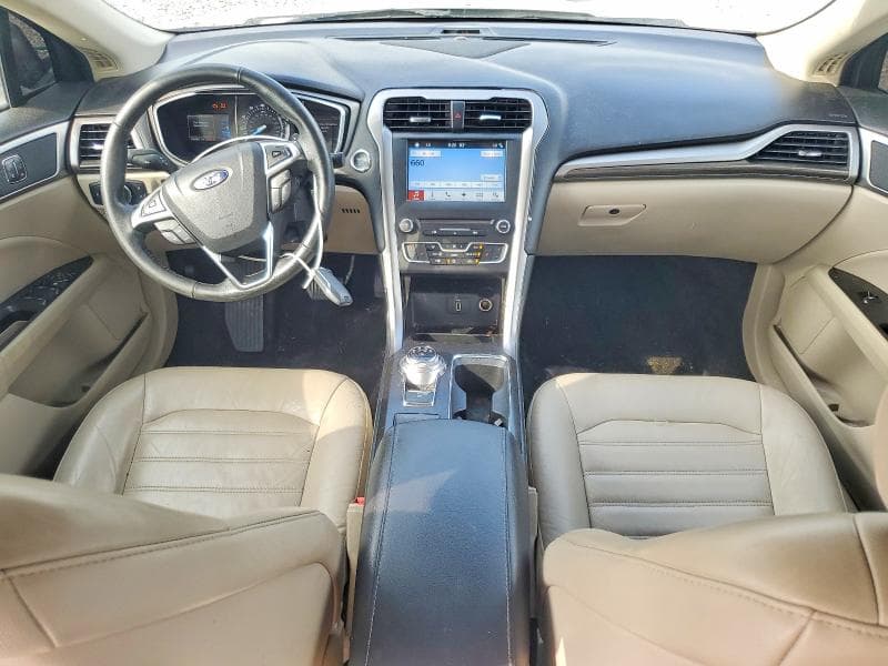 2017 FORD FUSION SE 8