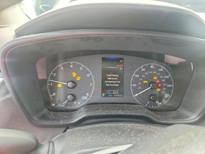 2024 TOYOTA COROLLA LE 9