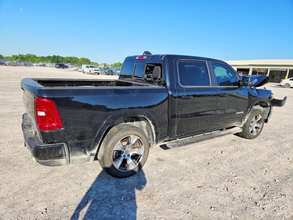2025 RAM 1500 BIG HORN 3