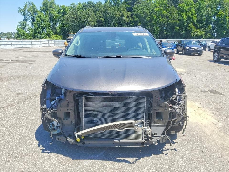 2020 CHRYSLER PACIFICA TOURING L PLUS 5