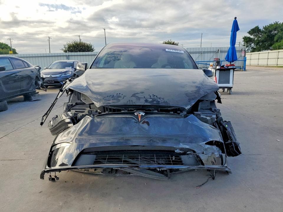 2022 TESLA MODEL X 5