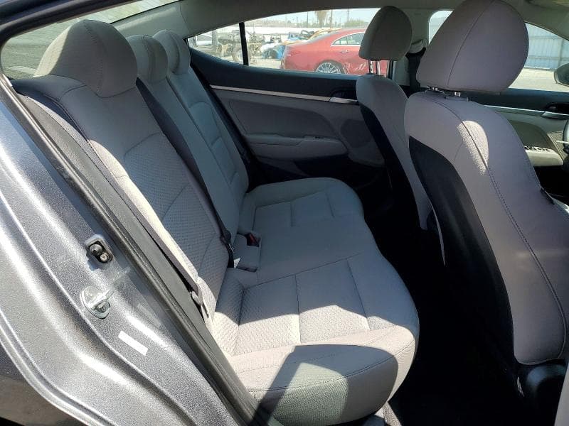 2019 HYUNDAI ELANTRA SE 10