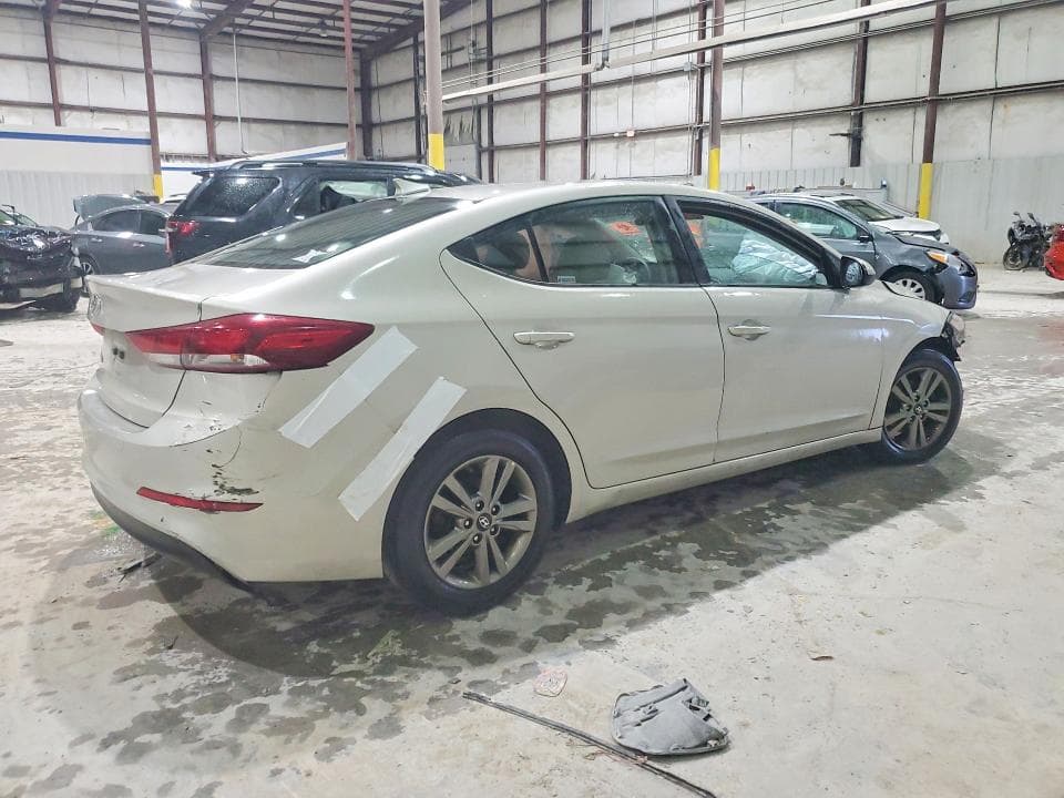 2018 HYUNDAI ELANTRA SEL 3
